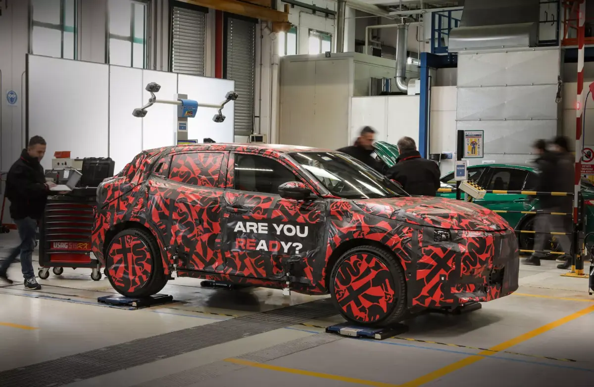 Alfa Romeo презентовал электрический Milano