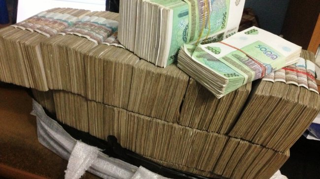 В Ташкенте двое мужчин заплатили бывшим женам сотни миллионов алиментов до совершеннолетия детей