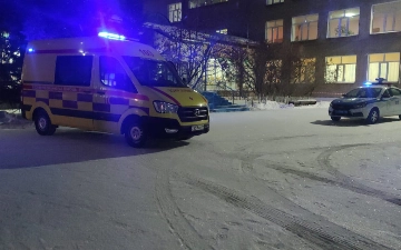 В Казахстане ученик пронес в школу топор и напал на троих детей