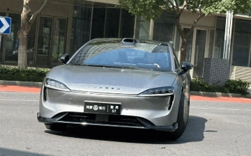 В сети появились новые живые фото совместного авто Huawei и Chery с автопилотом