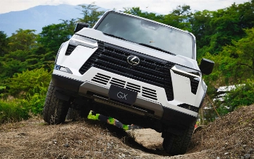 Lexus тестирует GX у подножья горы Фудзияма
