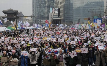 Узбекистанцев в Южной Корее призвали не участвовать в митингах